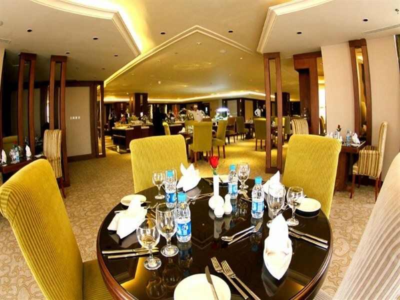 Crowne Plaza Riyadh Al Waha By Ihg Exterior photo